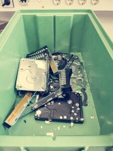 Read more about the article Recycling your old computer hardware (and paper!)